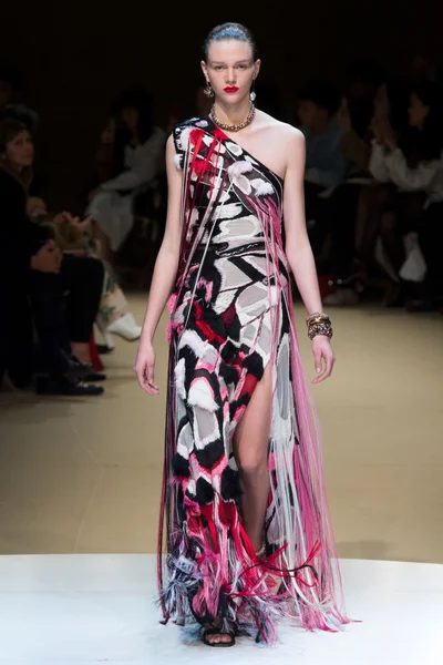 Look 37
